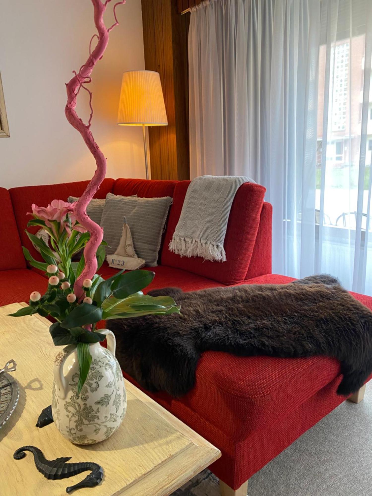 Privartzimmer 'Ausfahrt Freihalten' Husum  Extérieur photo